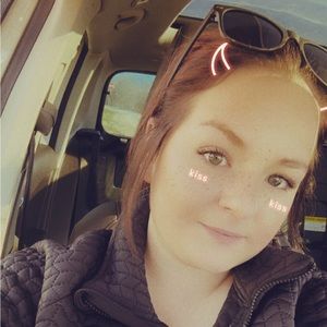 Meet your Posher, Tiffany